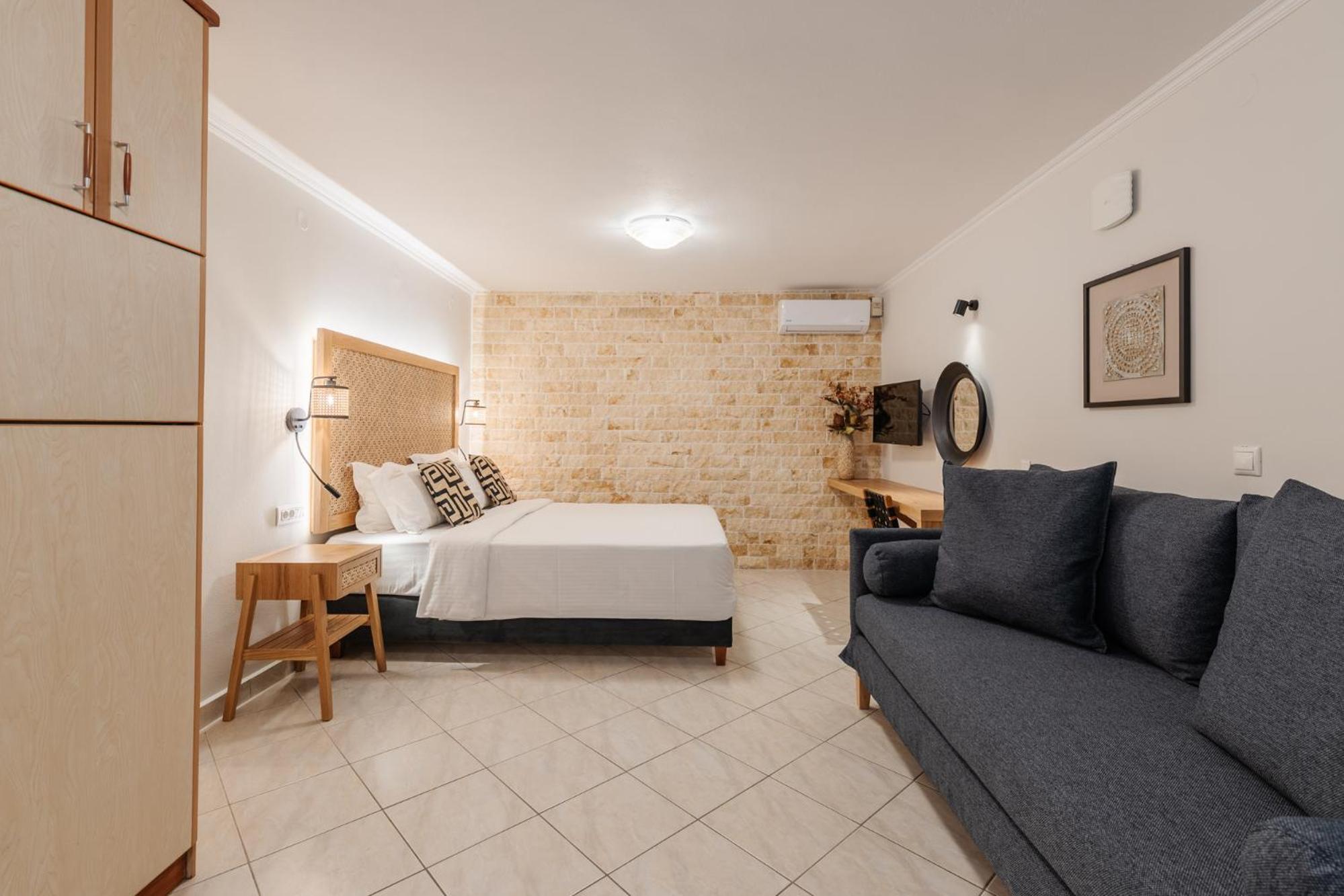 Sea Breeze Hotel & Apartments Agios Gordios  Exterior photo