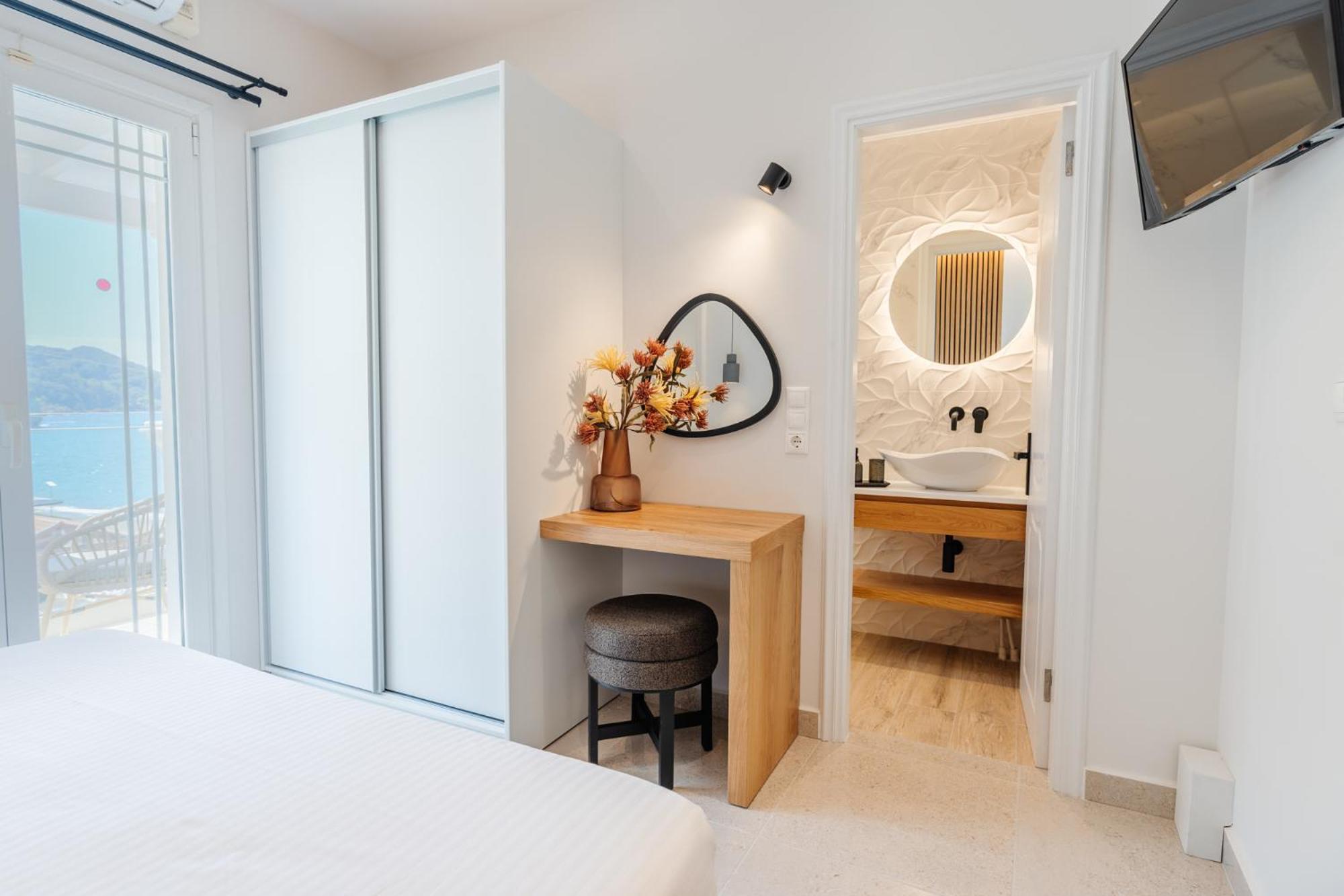 Sea Breeze Hotel & Apartments Agios Gordios  Exterior photo