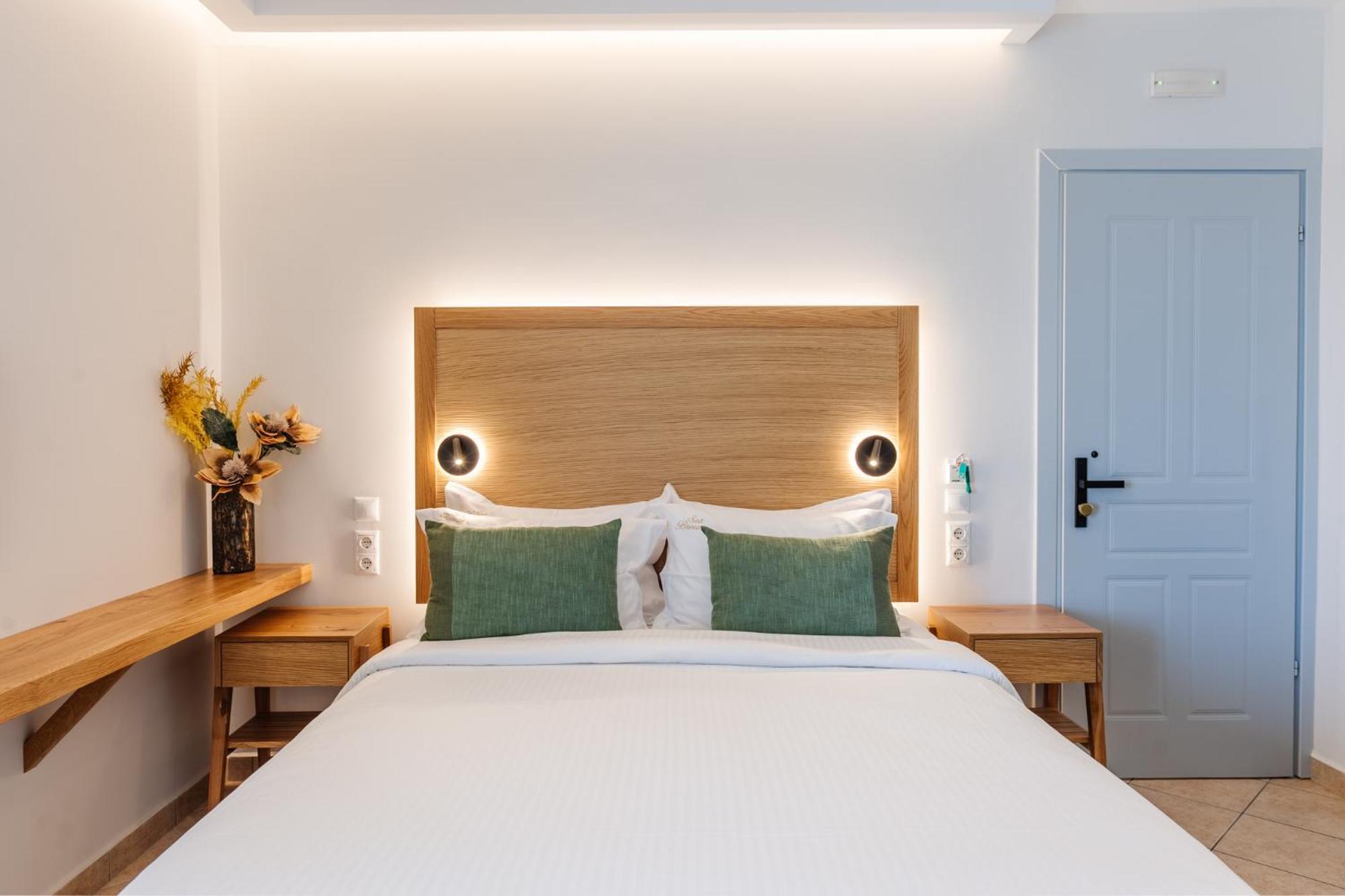 Sea Breeze Hotel & Apartments Agios Gordios  Exterior photo